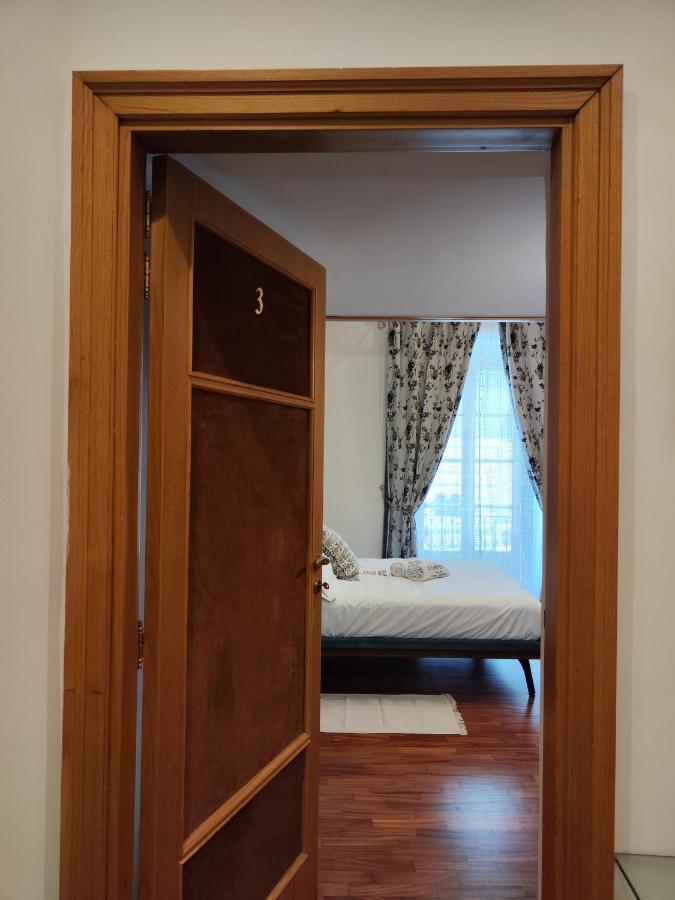 Palazzo Il Convento Luxury Umberto I Bed & Breakfast Naples Exterior photo